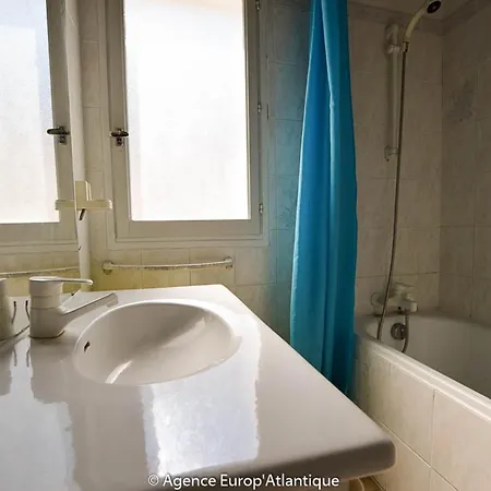 A La Palmyre, 2 Chambres, Patio Sud, Proche Et Commerces - Fr-1-705-66